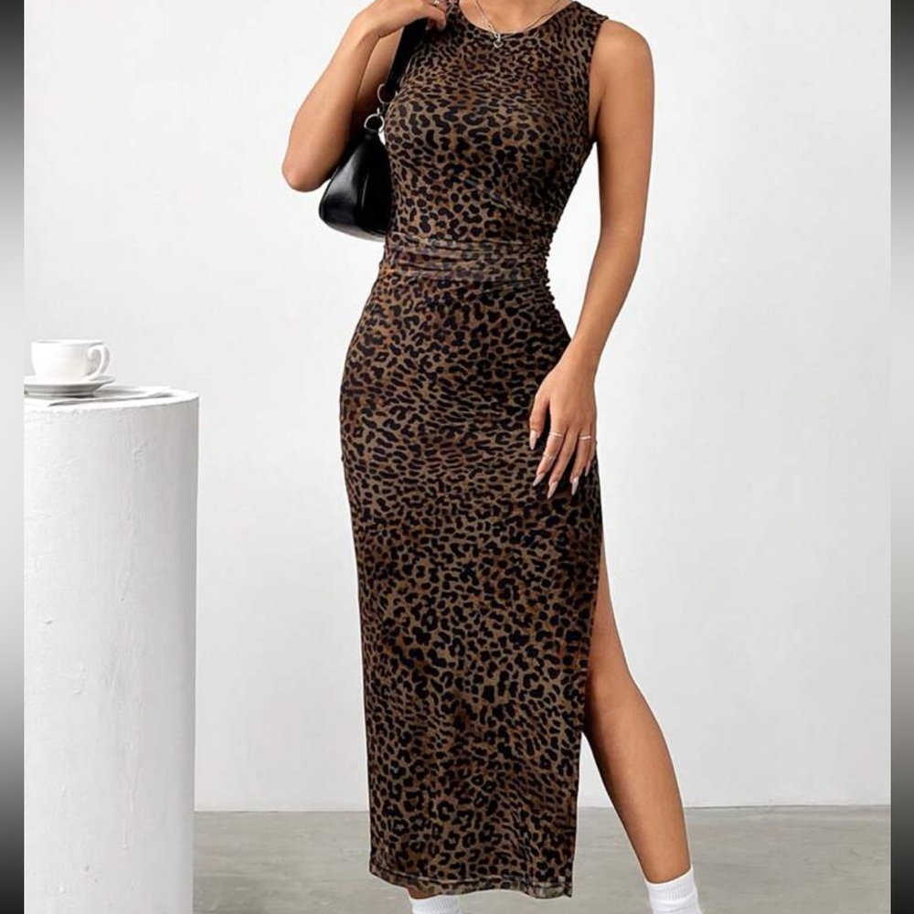 Leopard Print Sleeveless Dress
